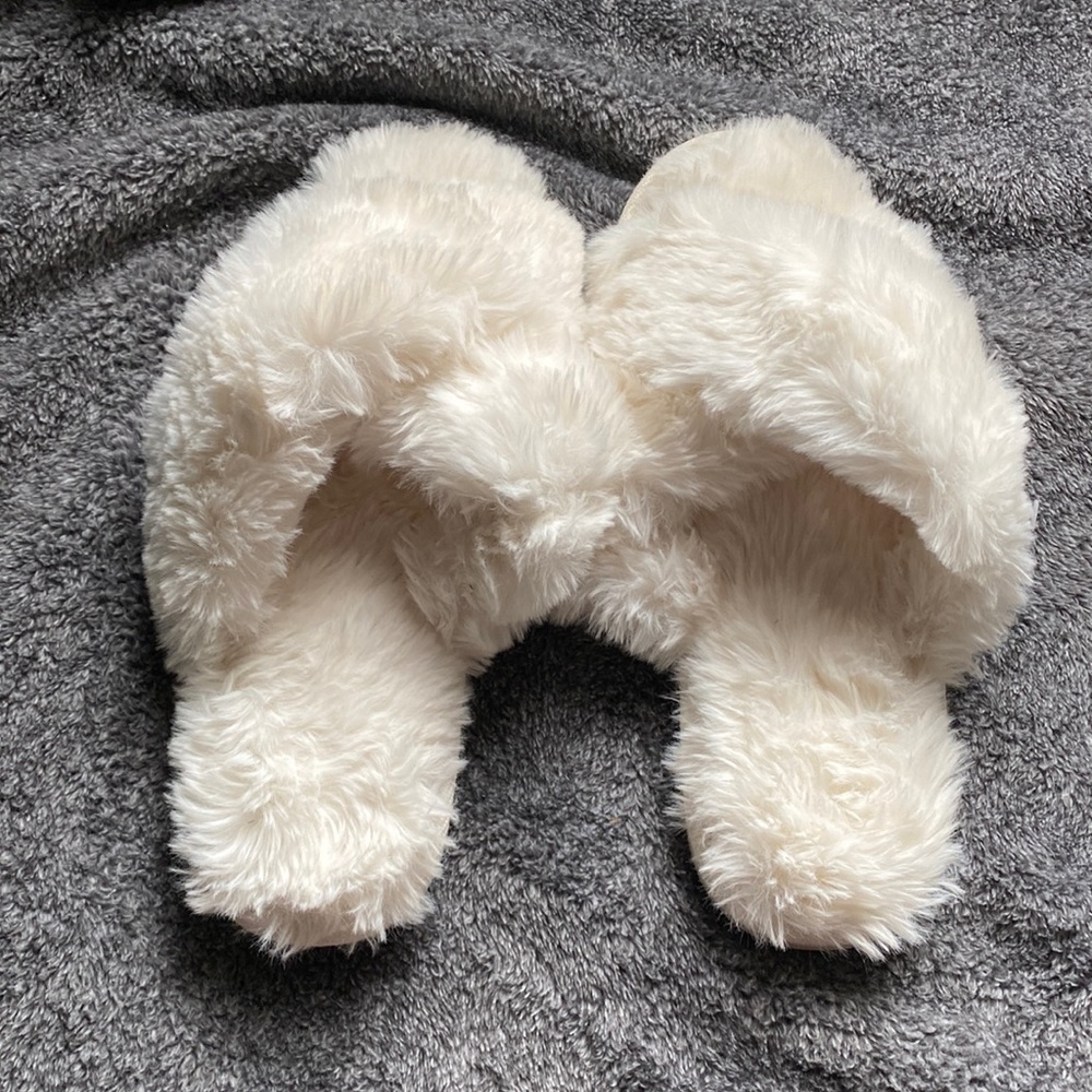 White fuzzy slippers